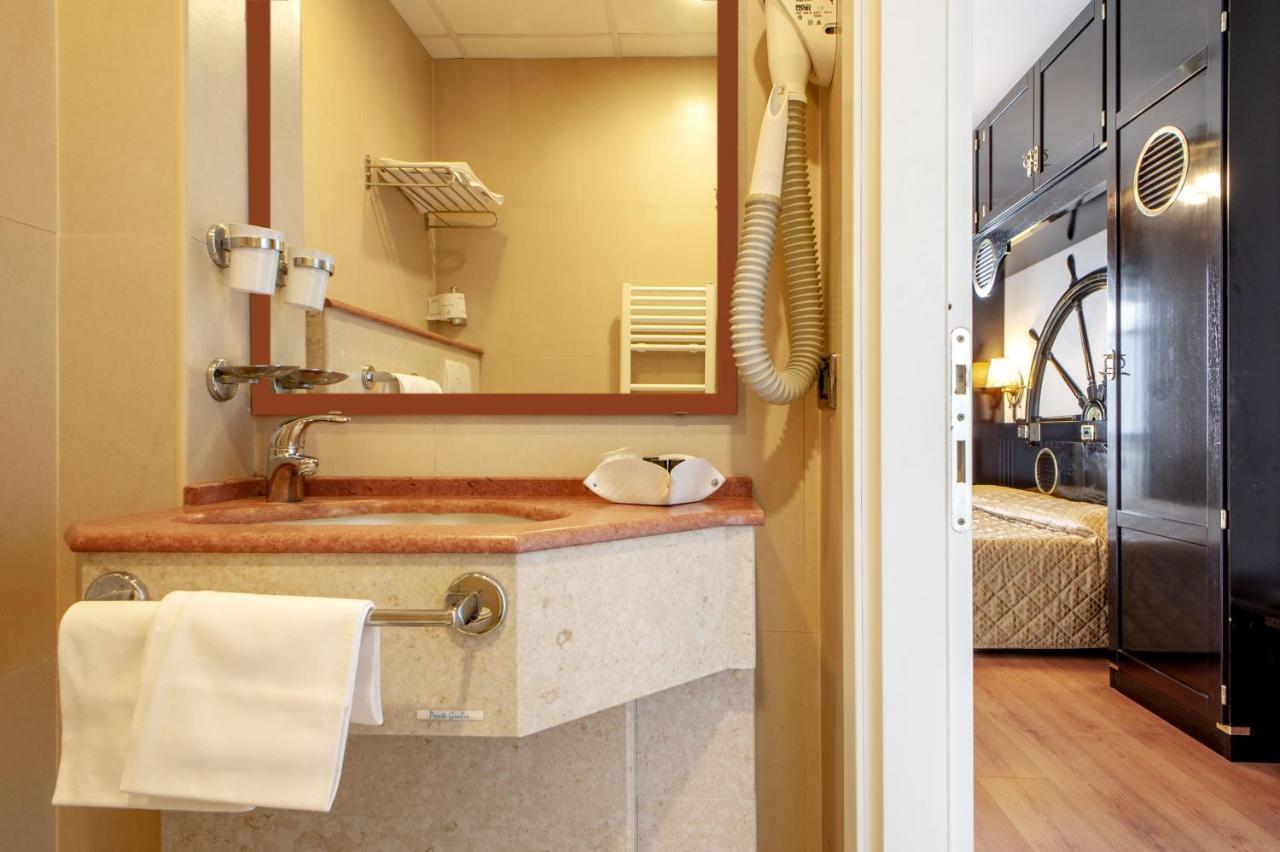 Hotel Villa Lo Scoglietto San Vincenzo Phòng bức ảnh